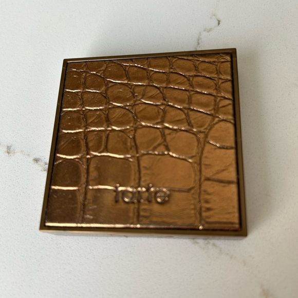 TARTE Amazonian clay waterproof bronzer - Picture 5 of 6